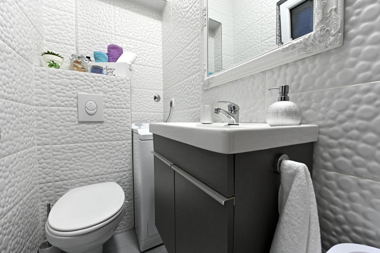 Studio Apartman Sandra, 伊莫茨基 外观 照片