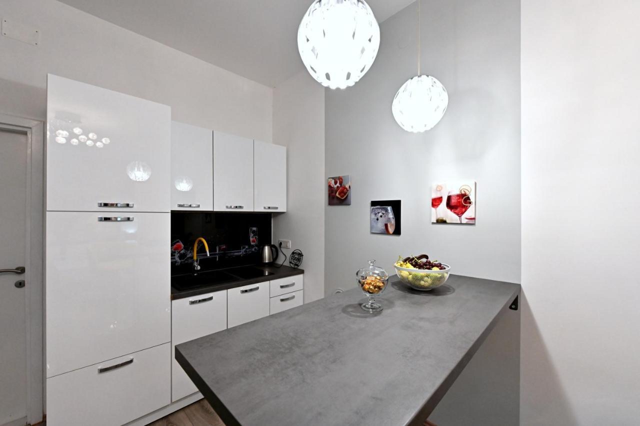Studio Apartman Sandra, 伊莫茨基 外观 照片