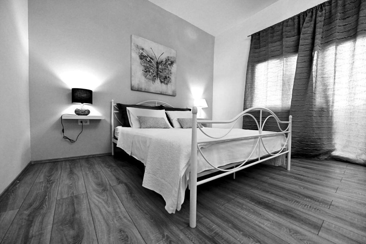 Studio Apartman Sandra, 伊莫茨基 外观 照片